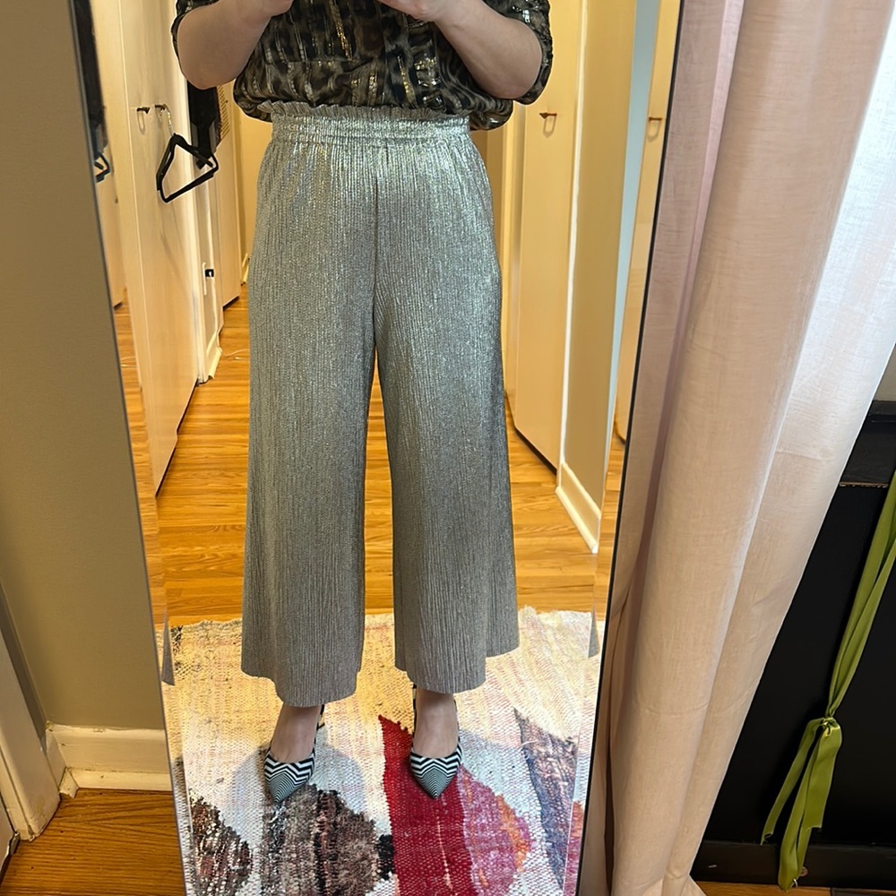 Alice+Olivia gold metallic cropped pants